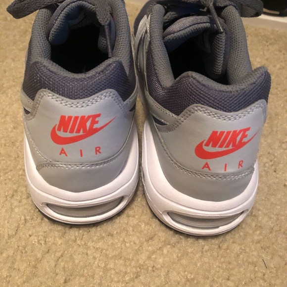 Nike Air Max - Picture 3 of 5